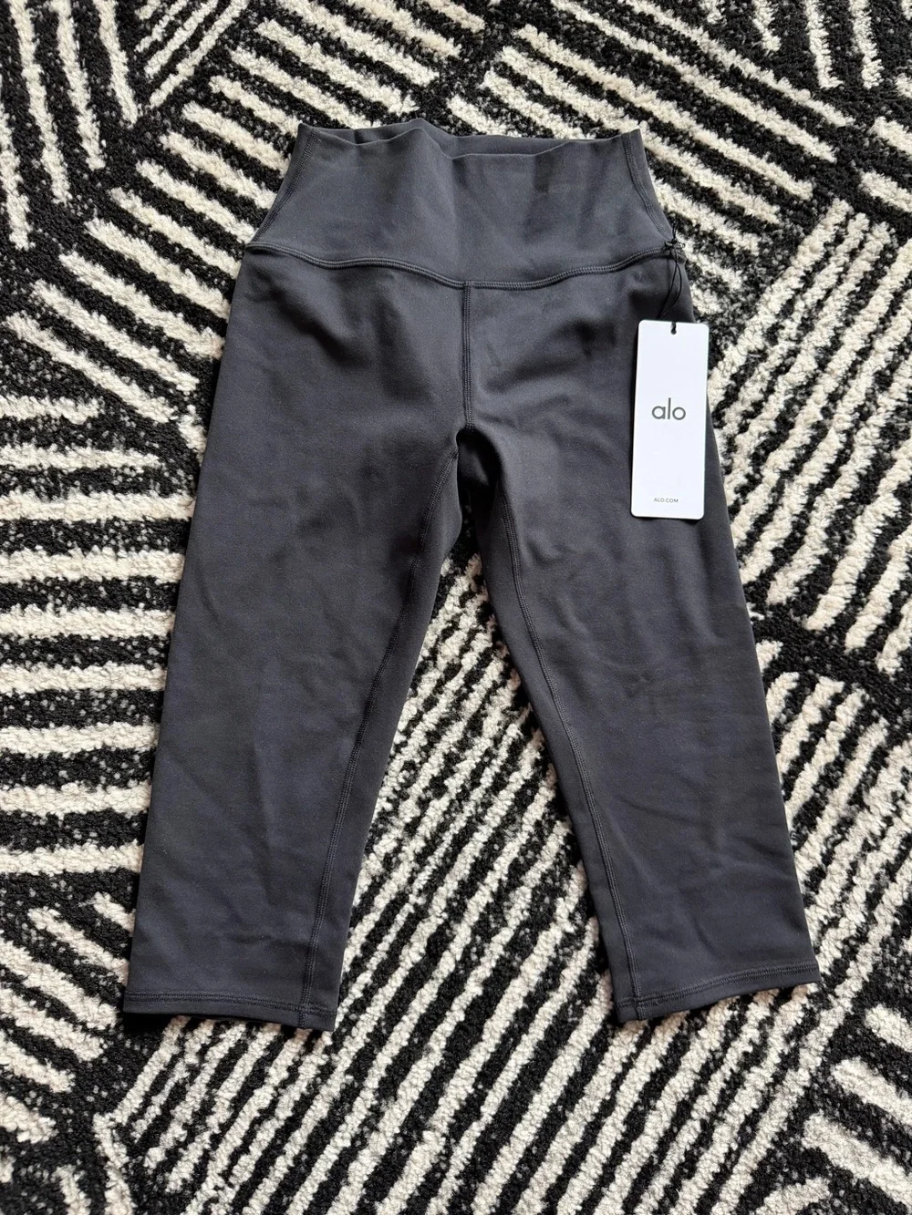ALO Yoga nwt